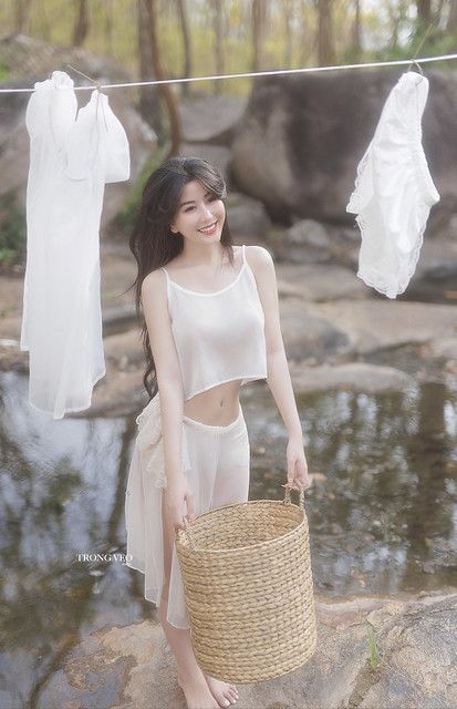 空虛的兒媳婦中字頭是親生的嗎
