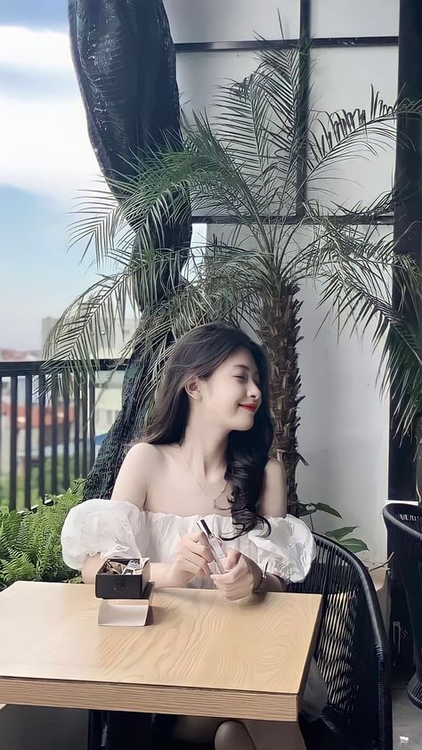 19歲大學(xué)生觀看電視劇