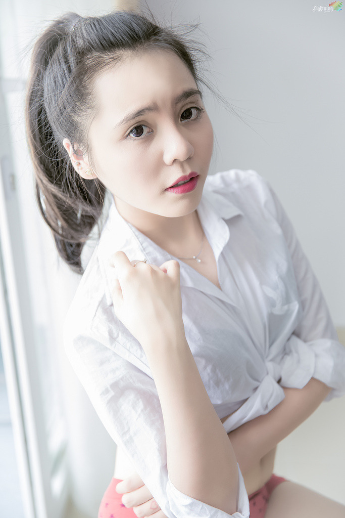 男女嗟嗟嗟