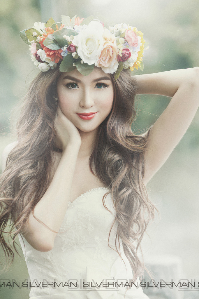 關(guān)婷娜的三級視頻在線播放