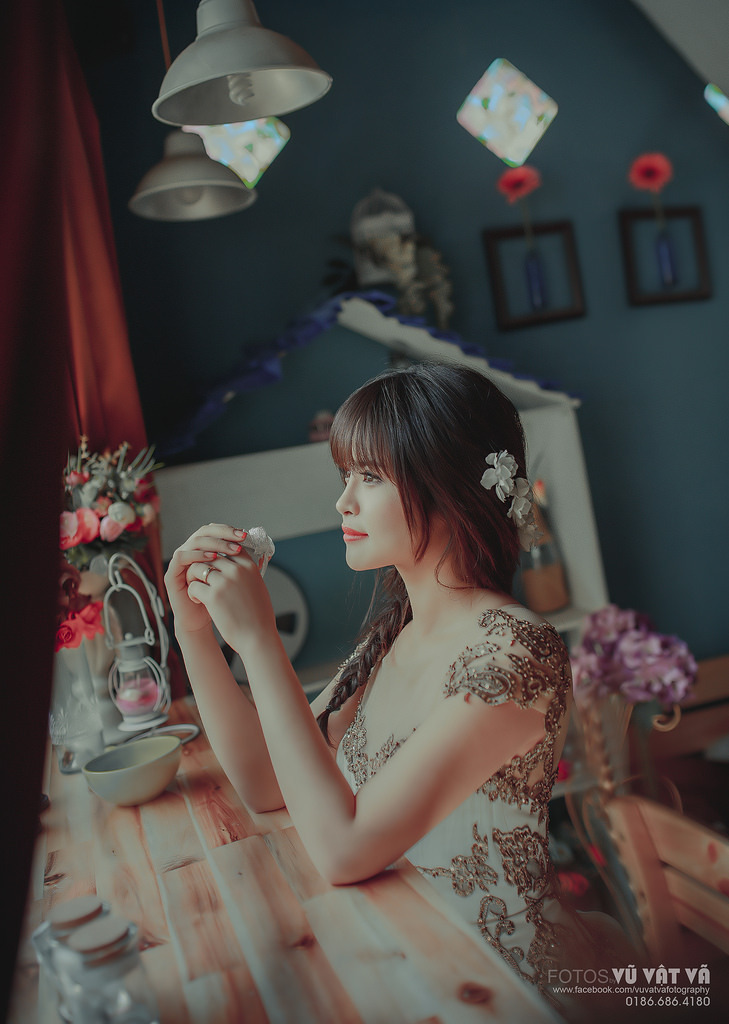 國產(chǎn)美女亞洲精品久久久毛片小說