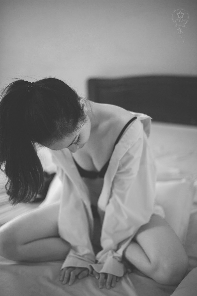 黑絲噴水
