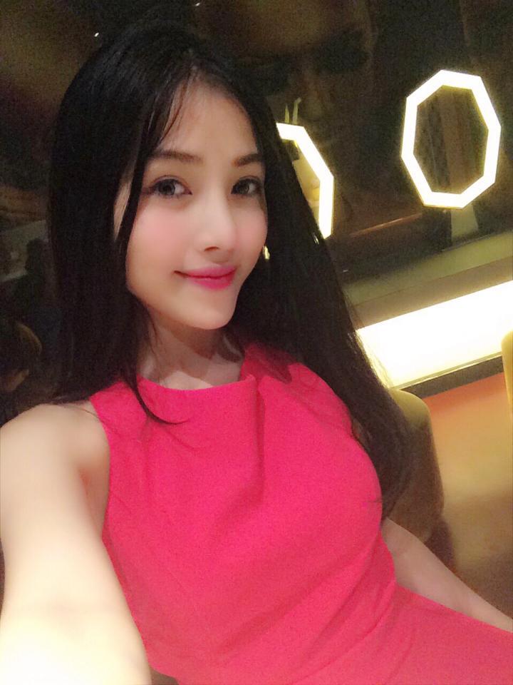 二次元人物桶二次元?jiǎng)勇宋锩赓M(fèi)