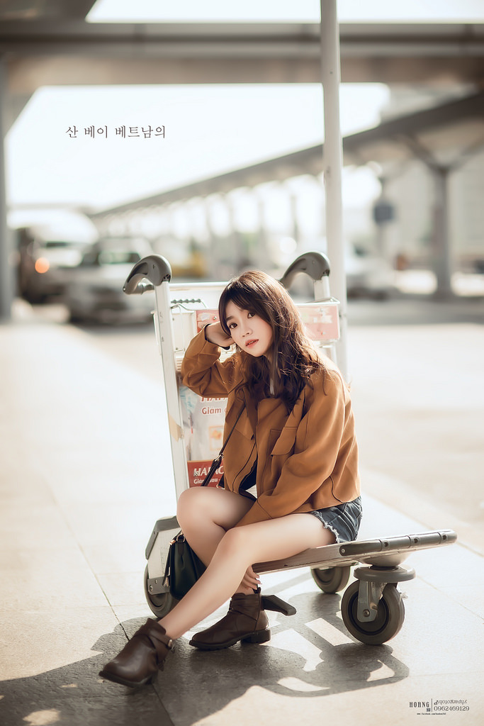 美女露奶視頻