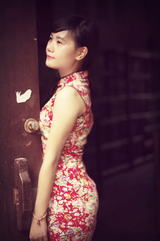 極品美女一區(qū)二區(qū)三區(qū)