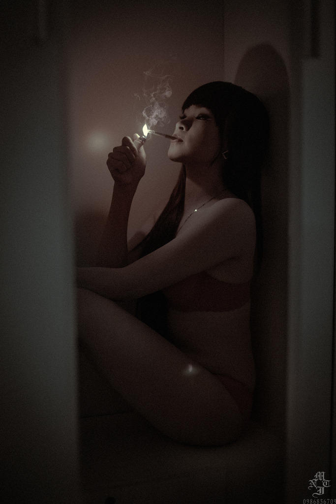 年輕的母親在線播放